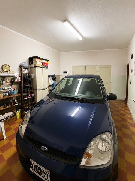 Frente y garage