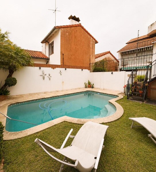 Parque, pileta y parrilla