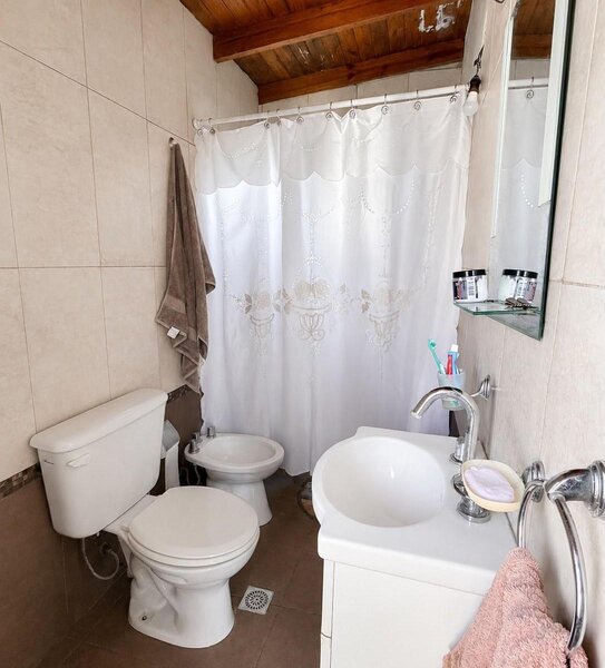 2 ba&ntilde;os