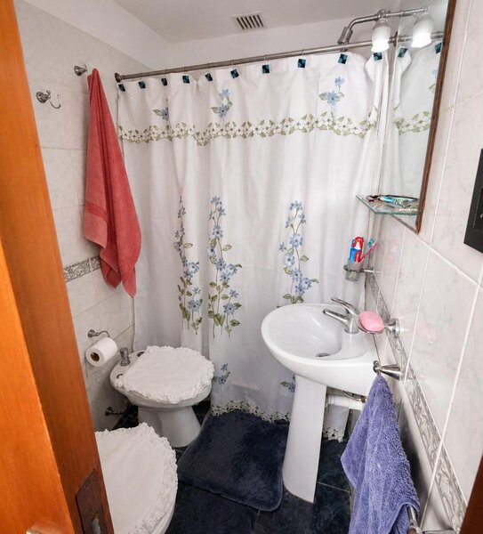 2 ba&ntilde;os
