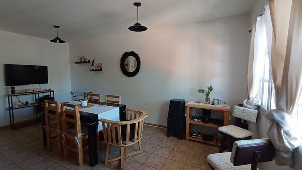 Cocina y living comedor