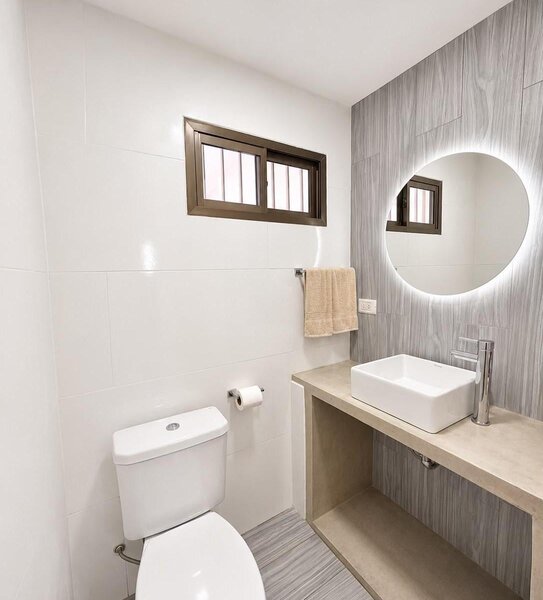 Toilette y lavadero