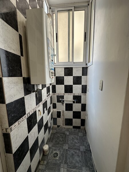 Toilette y lavadero
